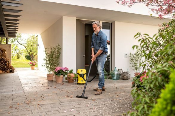 Karcher Пилосос WD 3-18 господарьский, акумуляторний, 17л, 18В, без АКБ и ЗП 1.628-550.0 фото