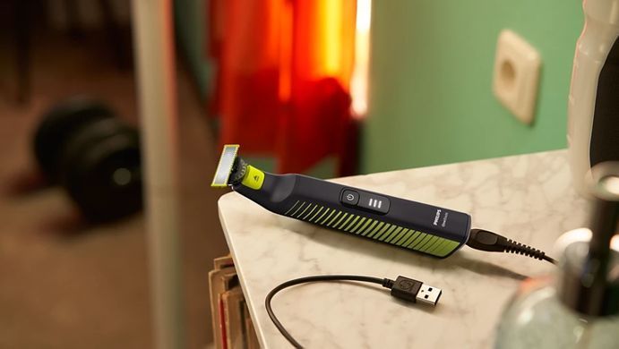 Philips Бритва електр. OneBlade Pro, Li-Ion, сух.+волог., індикатор заряду, чорний QP6506/15 фото