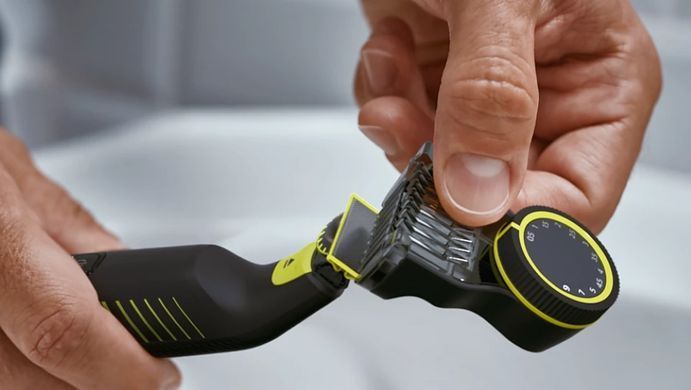 Philips Бритва електр. OneBlade Pro, Li-Ion, сух.+волог., індикатор заряду, чорний QP6506/15 фото