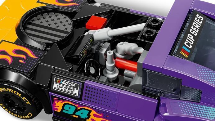 LEGO Конструктор Speed Champions NASCAR&reg; Next Gen Chevrolet Camaro ZL1 76935 фото