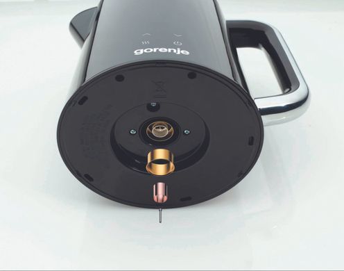 Электрочайник Gorenje, 1.7л, двойные стенки, LED дисплей, Strix контроль, черный K17DWD фото