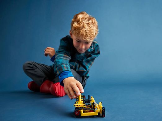 LEGO Конструктор Technic Сверхмощный бульдозер 42163 фото