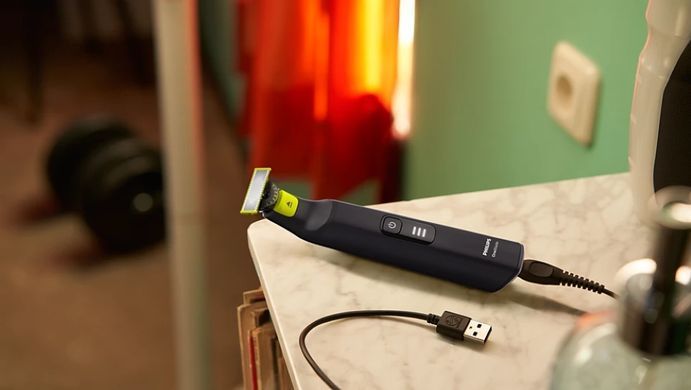 Philips Бритва електр. OneBlade Pro 360, Li-Ion, сух.+волог., індикатор заряду, чорний QP6542/15 фото