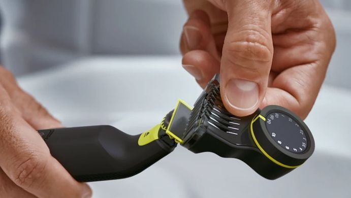 Philips Бритва електр. OneBlade Pro 360, Li-Ion, сух.+волог., індикатор заряду, чорний QP6542/15 фото
