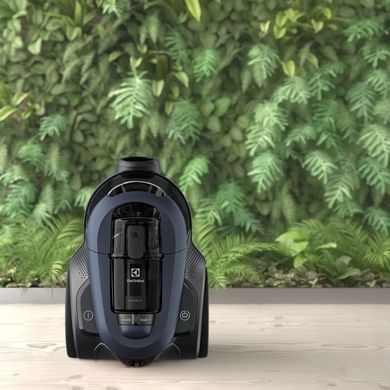 Electrolux Пылесос контейнерный, 700Вт, конт пыль -1.6л, HEPA12, 4 насадки, синий EL61C3DB фото