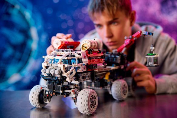 LEGO Конструктор Technic Марсохід команди дослідників 42180 фото