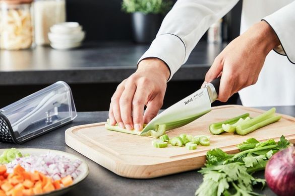 Tefal Ніж з чохлом-точилкою Eversharp 16,5 см (K2569004) K2569004 фото
