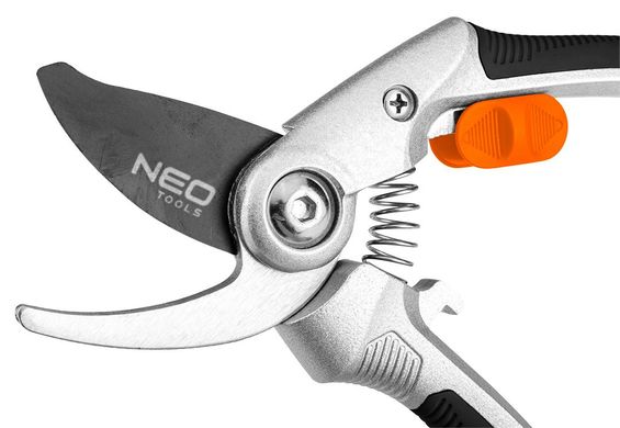Neo Tools Секатор плоскостной, d реза 20мм, 210мм, 228г 15-212 фото