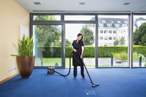 Karcher Пылесос профессиональный T 7/1 Classic, 850Вт, 235мБар, контейнер 7л, 3.5кг 1.527-181.0 фото