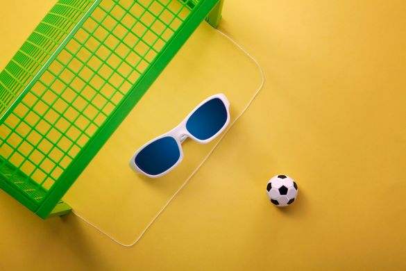 Детские солнцезащитные очки Koolsun бело-голубые серии Sport (Размер: 6+) KS-SPWHSH006 фото