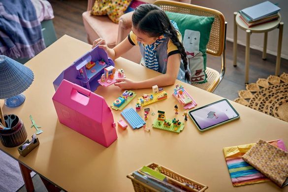 LEGO Конструктор LEGO Friends Ляльковий будиночок-валіза для творчої гри 42697 фото
