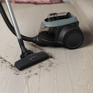 Electrolux Пылесос контейнерный, 700Вт, конт пыль -1.6л, HEPA12, 4 насадки, зеленый EL61C2OG фото
