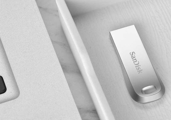 SanDisk Накопитель 256GB USB 3.1 Type-A Ultra Luxe SDCZ74-256G-G46 фото