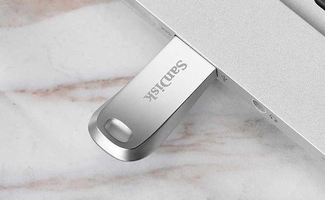 SanDisk Накопитель 256GB USB 3.1 Type-A Ultra Luxe SDCZ74-256G-G46 фото