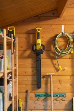 Karcher Аккумуляторный кусторез HGE 3-18, 18 В, лезвие 50 см, шаг реза 22 мм, 2,41 кг, без аккумулятора и зарядного устройства 1.445-610.0 фото
