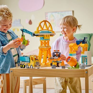 LEGO Конструктор LEGO DUPLO Town 3-в-1 Будівельний майданчик і техніка 10476 фото
