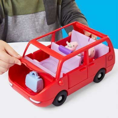 Игровой набор PEPPA FIGURINES &ndash; БОЛЬШОЙ СЕМЕЙНЫЙ АВТОМОБИЛЬ ПЕППИ G0541 фото