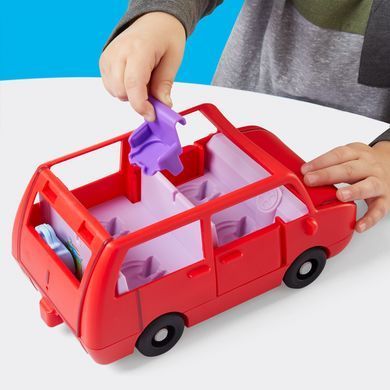 Игровой набор PEPPA FIGURINES &ndash; БОЛЬШОЙ СЕМЕЙНЫЙ АВТОМОБИЛЬ ПЕППИ G0541 фото