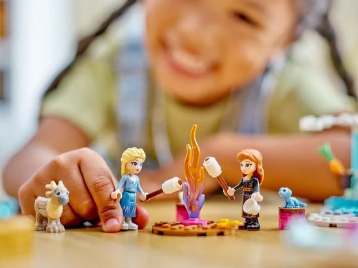 LEGO Конструктор Disney Princess Ледяной дворец Эльзы 43238 фото