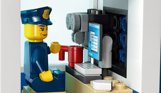 Конструктор LEGO City Полицейская академия 60372 фото