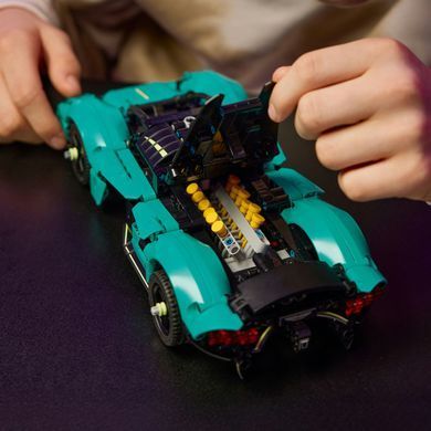 LEGO Конструктор LEGO Technic Aston Martin Valkyrie 42208 фото