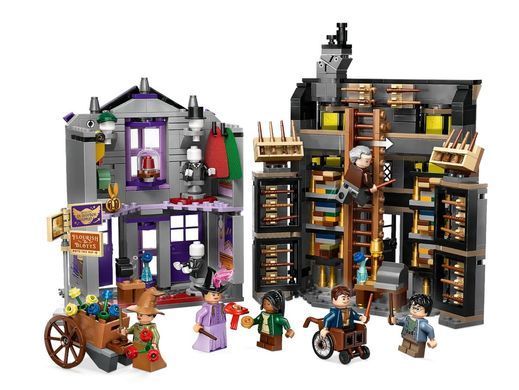 LEGO Конструктор Harry Potter Крамниці Олівандера й мантій від Мадам Малкін 76439 фото