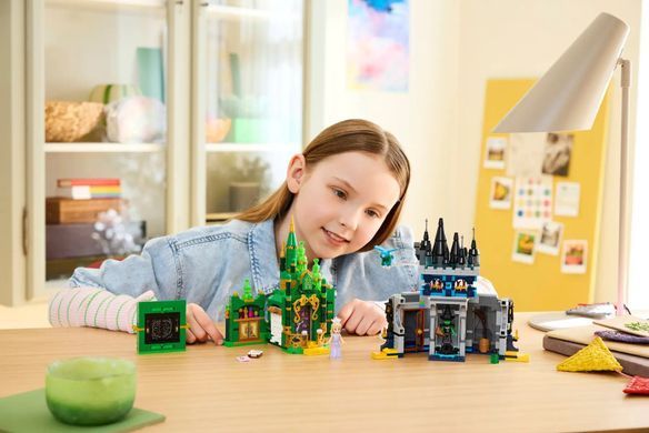 LEGO Конструктор LEGO Wicked Смарагдове місто та замок Кіамо-Ко 75689 фото