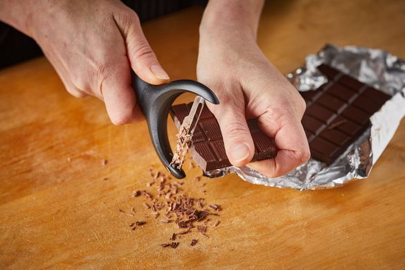 Fiskars Овощечистка горизонтальная Functional Form, с подвижным лезвием, 23см, нержавеющая сталь, пластик, черный