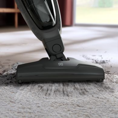 Electrolux Пылесос беспроводный, конт пыль -0.3л, автон. раб. до 45мин, вес-2.65кг, НЕРА, 2в1, турбо-щетка, 2 насадки, серый ES31CB18GG фото