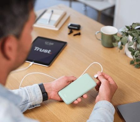 Trust Акумулятор портативний літій-іонний power bank Trust Redoh, 10000мА&middot;год, USB-A/2хUSB-C, 18W, QC 3.0, PD, зелений 25033_TRUST фото