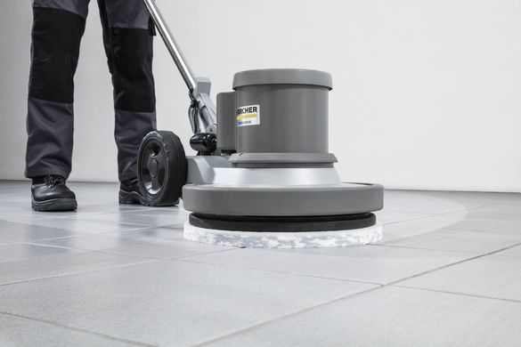 Karcher Підлогомийна машина Karcher BDS 43/150 C Classic 1500Вт однодискова 430мм 150об/хв 44.18кг 1.291-243.0 фото
