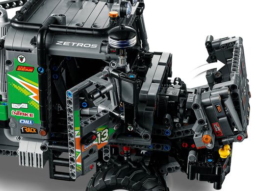 Конструктор LEGO Technic Повнопривідна вантажівка для випробувань Mercedes-Benz Zetros 42129 фото