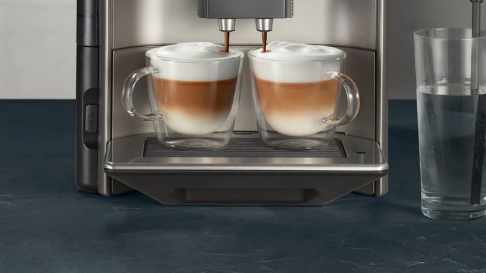Siemens Siemens Coffee machine, 1.7L, auto capuchino maker, LED display, auto recipe-12, black-silver TE655203RW фото
