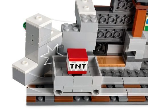LEGO Конструктор LEGO Minecraft Шахта &laquo;Кайло&raquo; 21277 фото