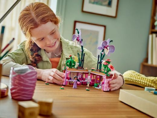 LEGO Конструктор Disney Princess Цветочный горшочек Изабеллы 43237 фото