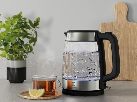 Electrolux Електрочайник, 1,7л, Strix, скло, чорний+нерж E4GK1-4GB фото