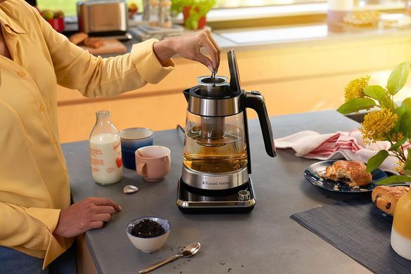 Russell Hobbs Електрочайник Attentiv Kettle, 1.7л, Strix, скло, база зі сховищем для шнура, сірий 26200-70 фото