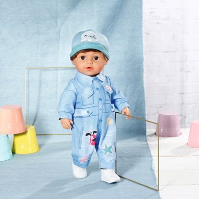Набор одежды для куклы BABY BORN - ДЖИНСОВЫЙ СТИЛЬ (джинс. комбинезон, шапка, обувь) 832592 фото