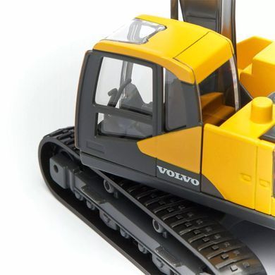Автомодель серії Construction - ЕКСКАВАТОР VOLVO EC220E 18-32086 фото