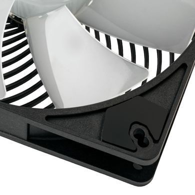 SilverStone Корпусний вентилятор Air Penetrator AP140I-ARGB 140мм, 500-2000rpm, 4 PinPWM, 3pin +5VARGB, 14.9-41.3dBa, чорний SST-AP140I-ARGB фото