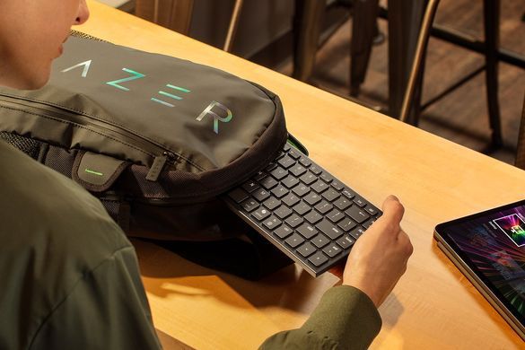 Razer Клавіатура Joro Ultra Low-Profile, 86key, BT, EN, RGB, чорний RZ03-02360100-R3M1 фото