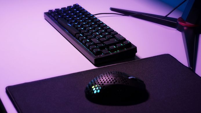 Cherry Xtrfy Клавіатура механічна K5 68Key, Kailh Red, USB-A, EN/UA, Hot-swap, RGB, Чорний K5-RGB-CPT-BLACK-R-UKR фото