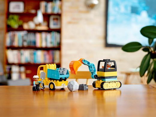 LEGO Конструктор DUPLO Грузовик и гусеничный экскаватор 10931 10931 фото