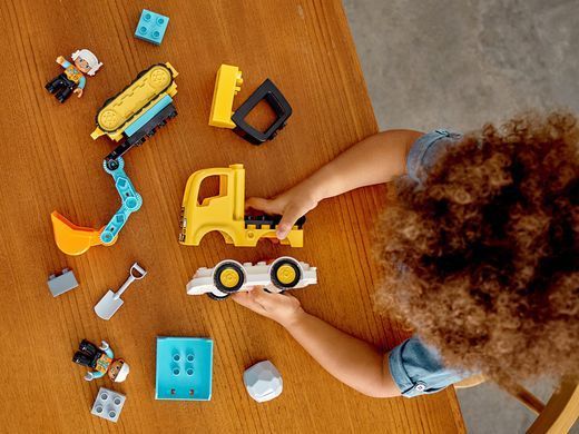 LEGO Конструктор DUPLO Грузовик и гусеничный экскаватор 10931 10931 фото