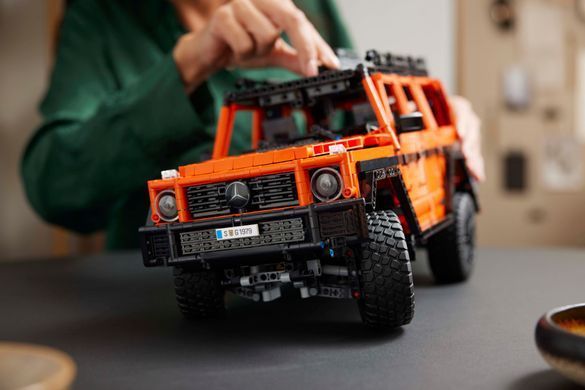 LEGO Конструктор Technic Mercedes-Benz G 500 PROFESSIONAL Line 42177 фото
