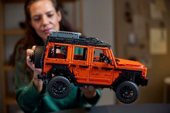 LEGO Конструктор Technic Mercedes-Benz G 500 PROFESSIONAL Line 42177 фото