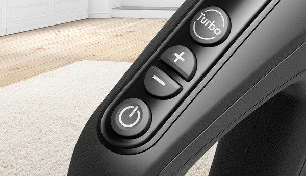 Bosch Пылесос мешковый, 700Вт, мешок-4л, НЕРА13, турбощётка, красный BGL6PET1 фото