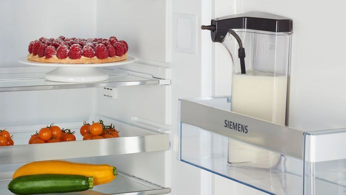 Siemens Siemens Coffee machine, 2.4L, auto capuchino maker, LED display, auto recipe-20, black-silver TQ715R03 фото