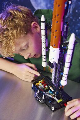 LEGO Конструктор LEGO Technic Ракета із системою космічного запуску NASA Artemis 42221 фото