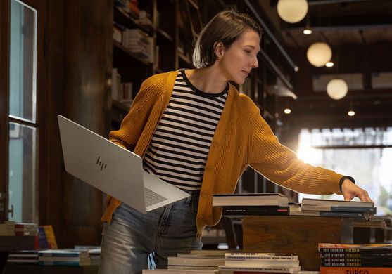 HP Ноутбук OmniBook 7 14-fr0001ua 14" WUXGA IPS, Intel U7-255H, 32GB, F1024GB, UMA, Win11P, сріблястий C3UT2EA фото